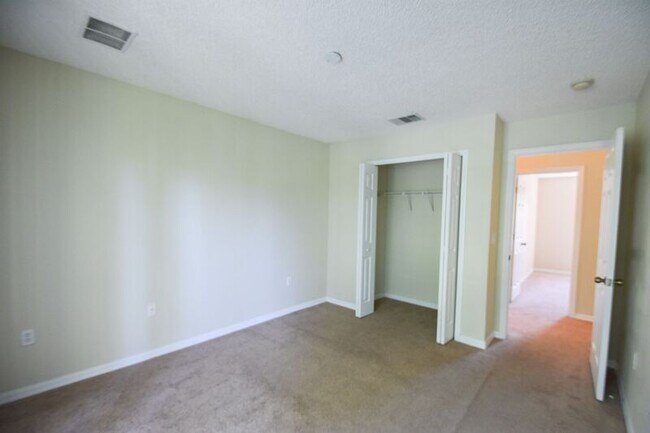 Building Photo - 8427 Crystal Cove Loop