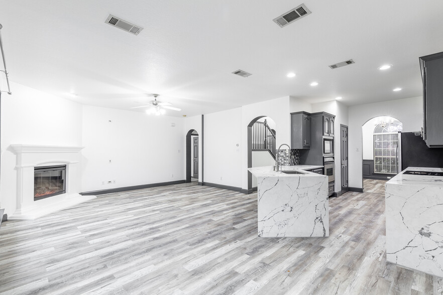Building Photo - 1022 Shortleaf Pine Dr