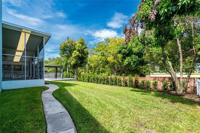 Building Photo - 1463 E Brookshire Ct