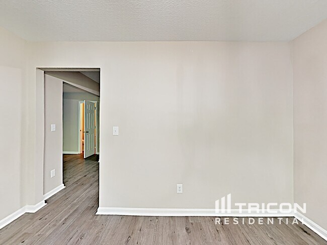 Building Photo - 1710 Ledson Ct