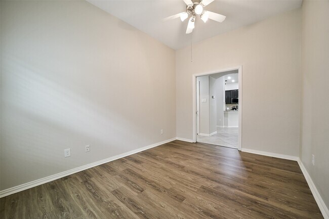Building Photo - 2718 Misty Laurel Ct