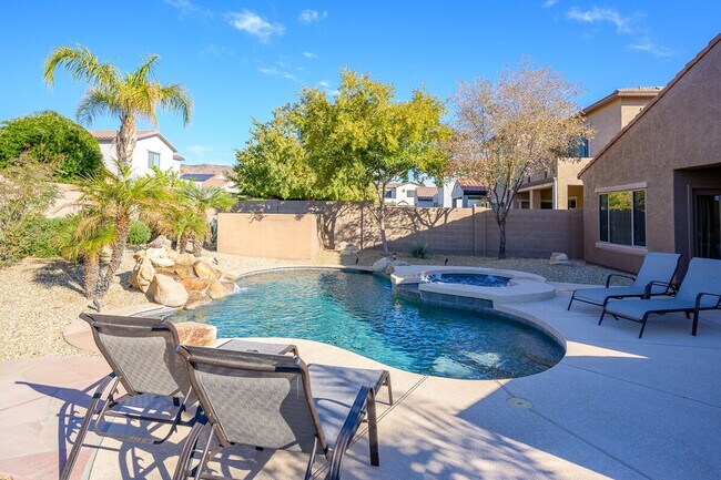 Building Photo - 5538 W Andrea Dr