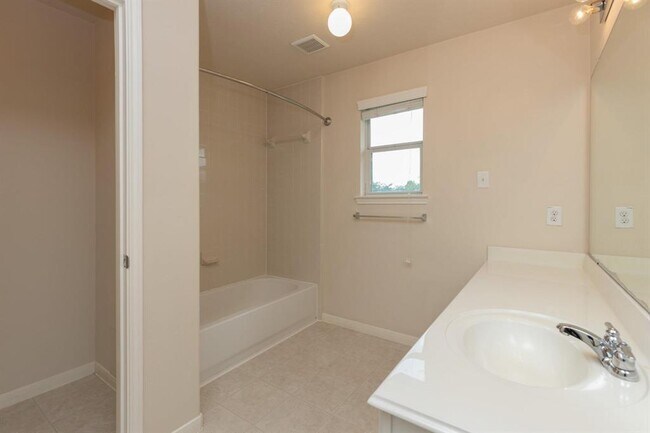 Building Photo - 13906 Marigold Bloom Ln
