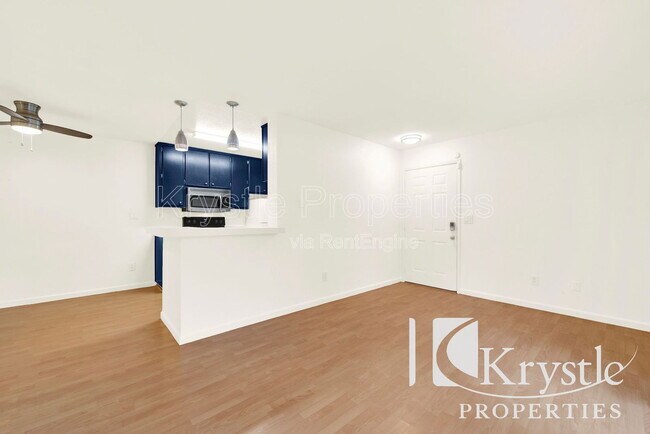 Building Photo - 285 Lighthouse Dr