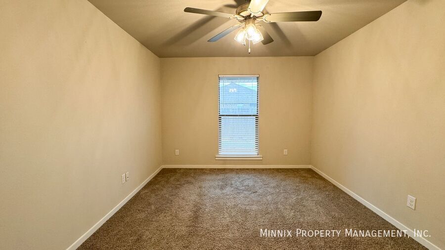 Building Photo - 1638 133rd St