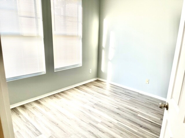 Building Photo - 190 Olde Towne Way