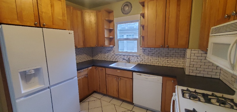 Building Photo - 4703 Fremont Ave N