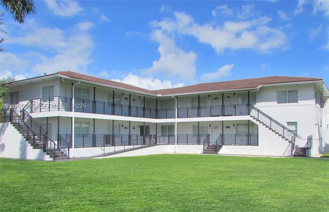 Building Photo - 9220 Biscayne Blvd