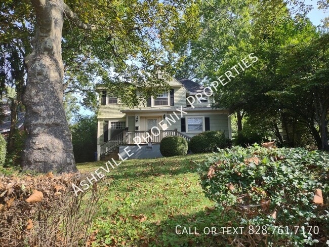Primary Photo - 150 E Chestnut St