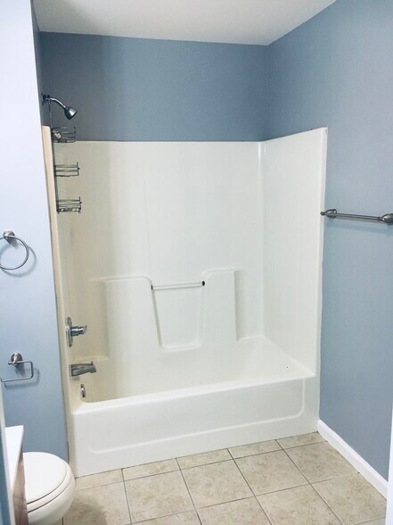 Building Photo - 2720 State St