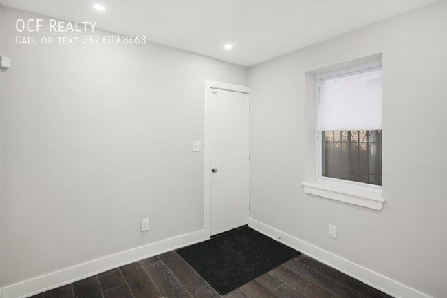 Building Photo - 2522 Nicholas St