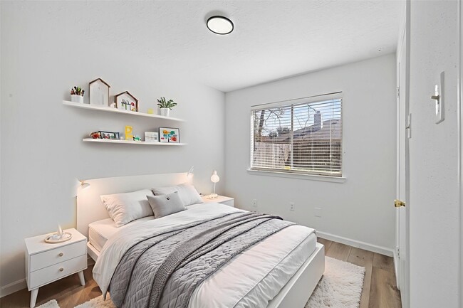 Building Photo - 17611 Northfalk Dr