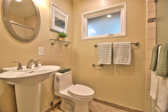 Building Photo - 793 Campbell Ave