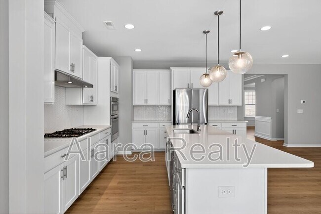 Building Photo - 256 W Waterlynn Rd