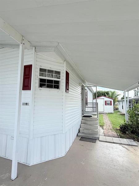 Building Photo - 2090 SW 85th Ave
