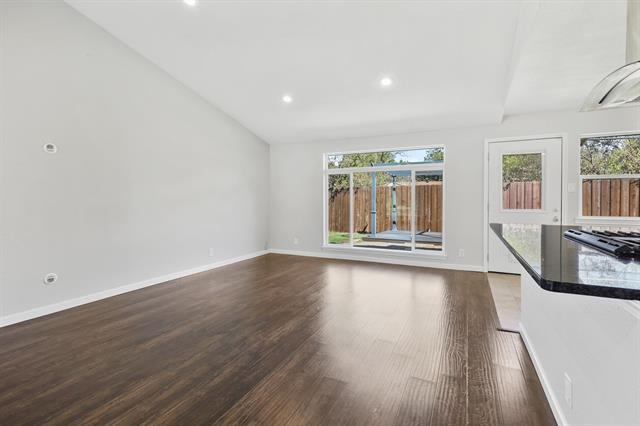 Building Photo - 3439 High Mesa Dr