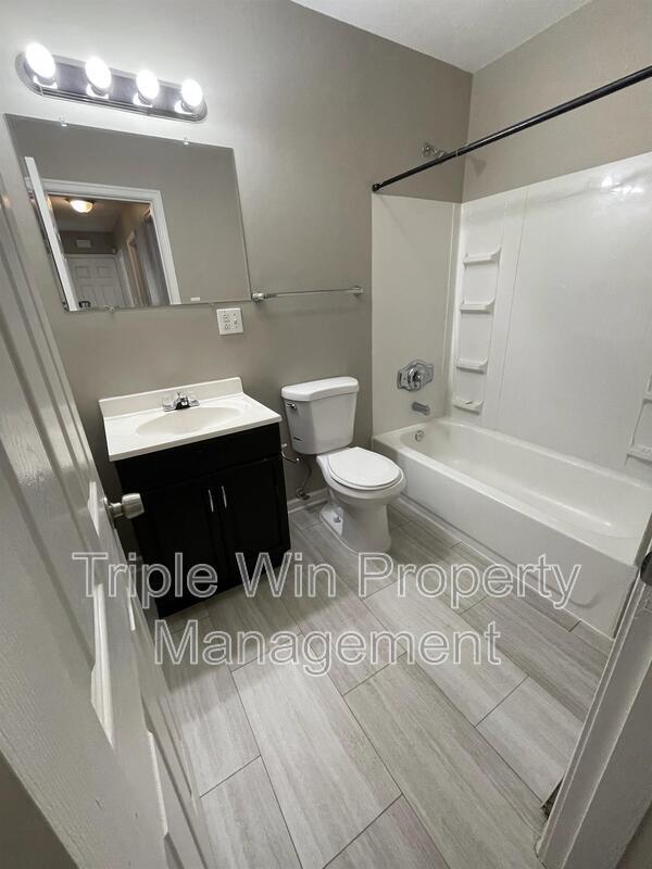 Building Photo - 1629 Talisman Ln