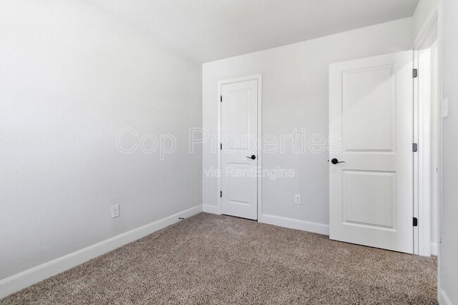 Building Photo - 6314 Melanzane Ave