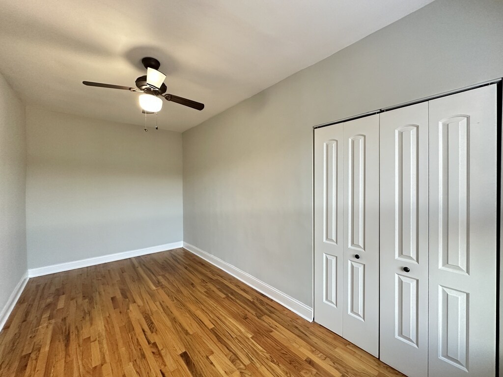 Building Photo - 4640 N Paulina St