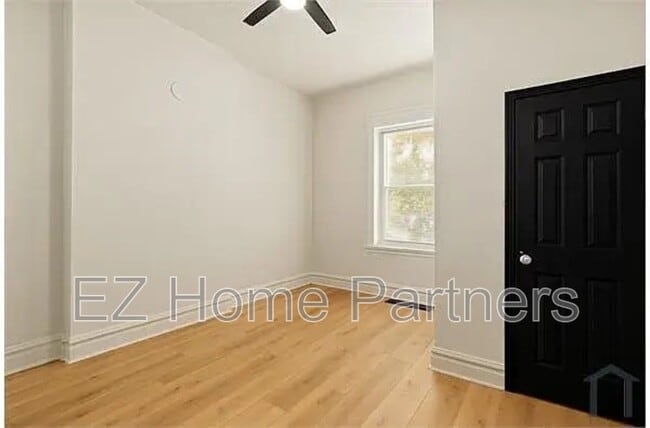 Building Photo - 3005-3007 S Compton Ave