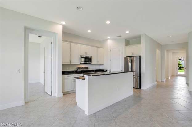 Building Photo - 12762 Fairington Way