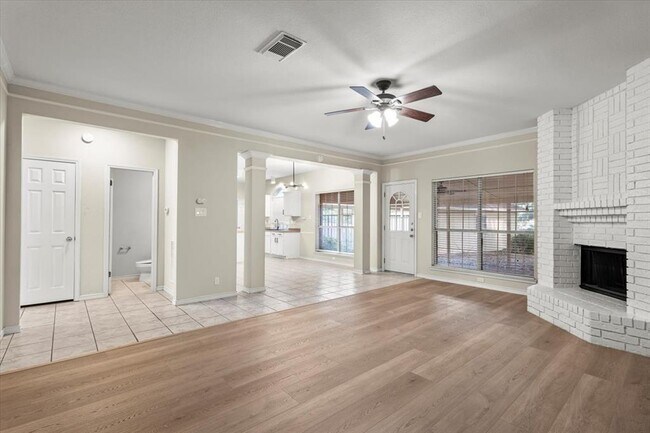 Building Photo - 5916 Rickerhill Ln