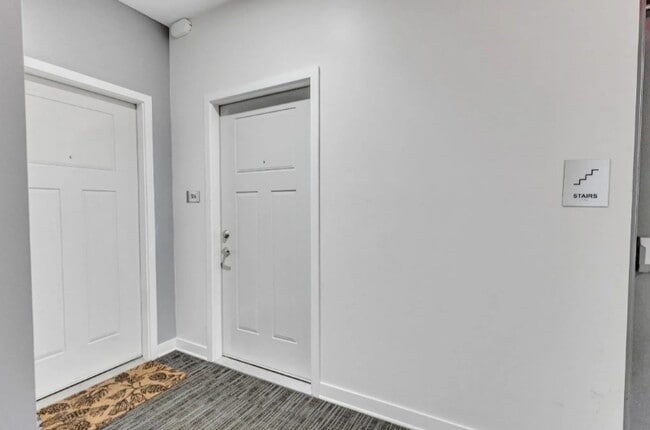 Building Photo - 1118 Litton Ave