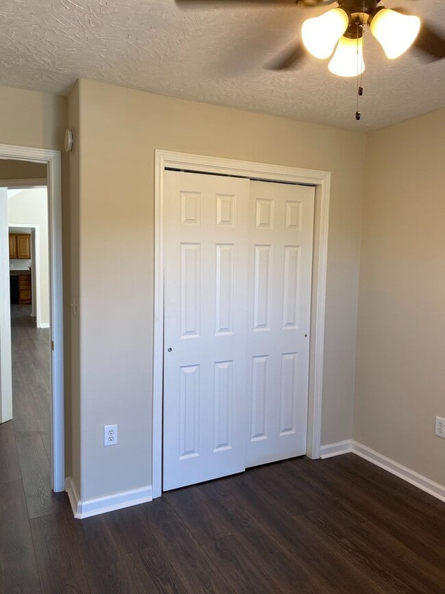 Building Photo - Ryan Ridge JaMac