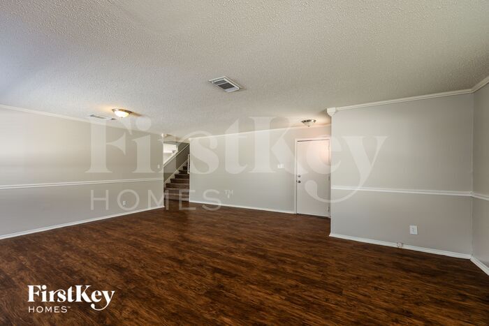 Building Photo - 13423 Alder Creek Dr
