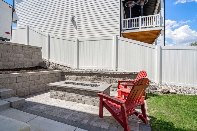 Building Photo - 2273 N Elderberry Dr