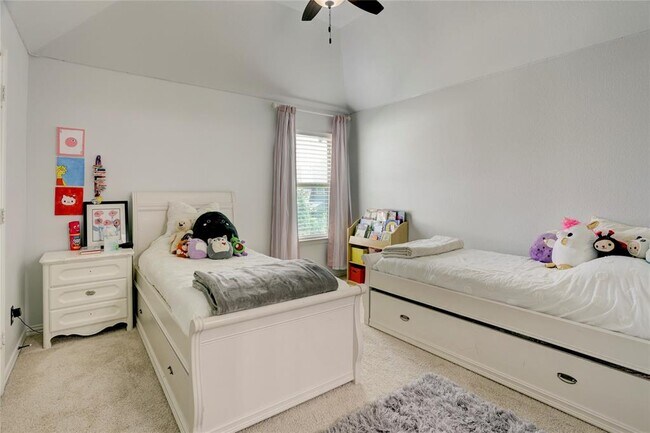 Building Photo - 10727 Stone Isle Ct