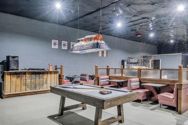 Building Photo - 1409 Buffalo Rd