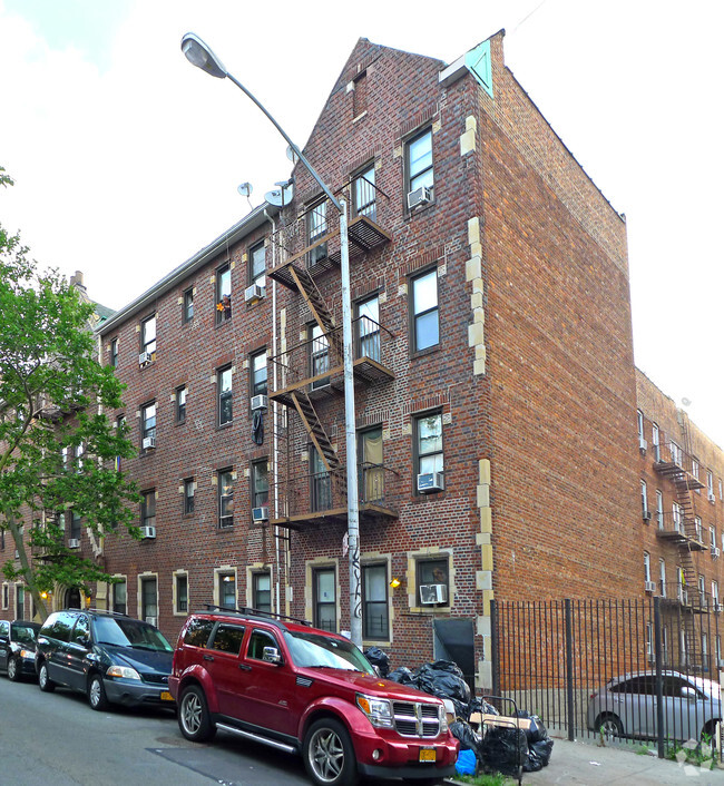 Building Photo - 3415 94th St