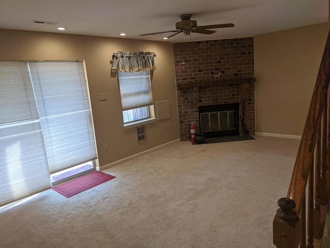 Building Photo - 152 English Run Cir