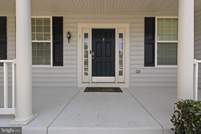 Building Photo - 45 Colemans Mill Dr