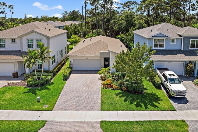 Primary Photo - 6825 Pointe of Woods Dr
