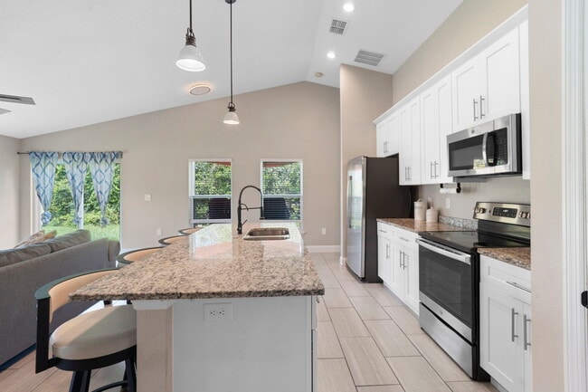 Building Photo - 2940 Beal St