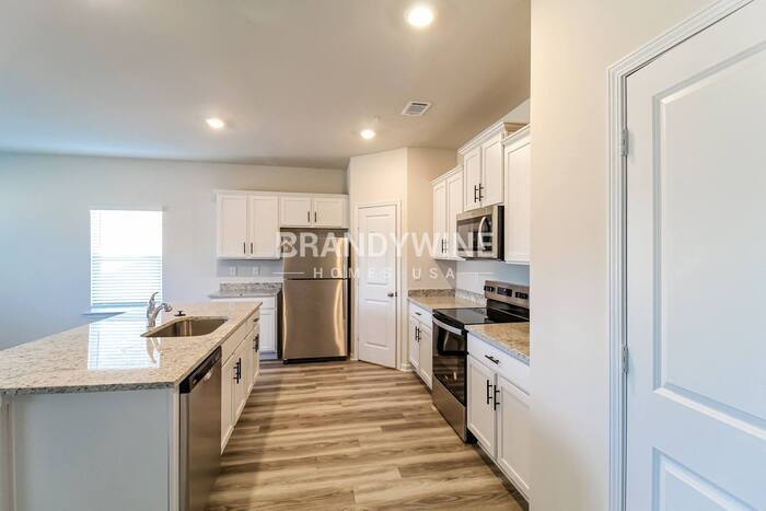 Building Photo - 151 Avondale Blvd SE