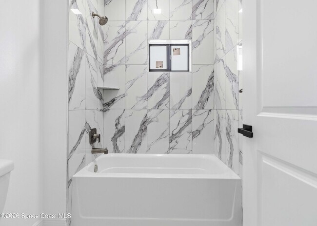 Building Photo - 1649 Belem St SE