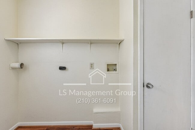 Building Photo - 6603 Cherryleaf St