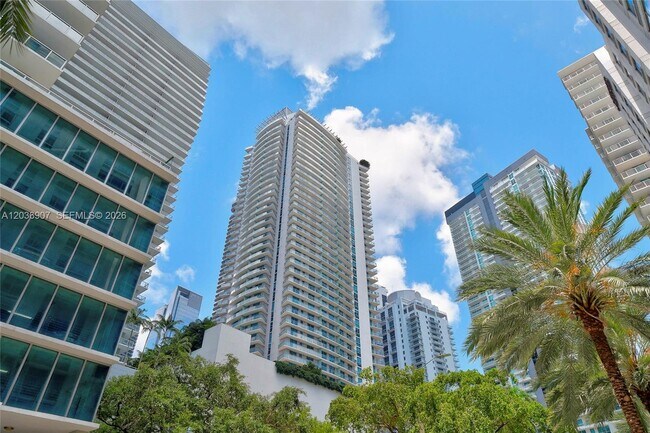 Building Photo - 1100 S Miami Ave