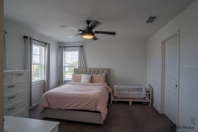 Building Photo - 929 Fallon Hills Dr