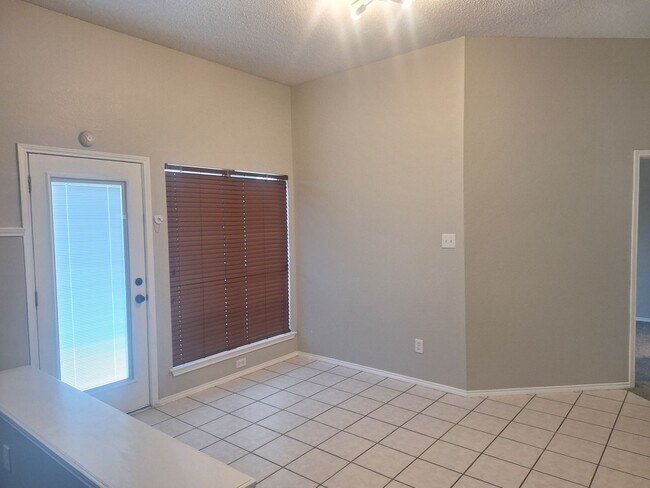Building Photo - 3516 Paladin Pl