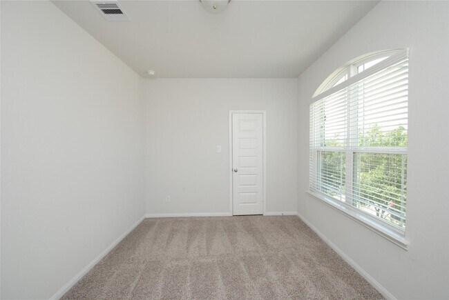 Building Photo - 8834 Arch Rock Dr