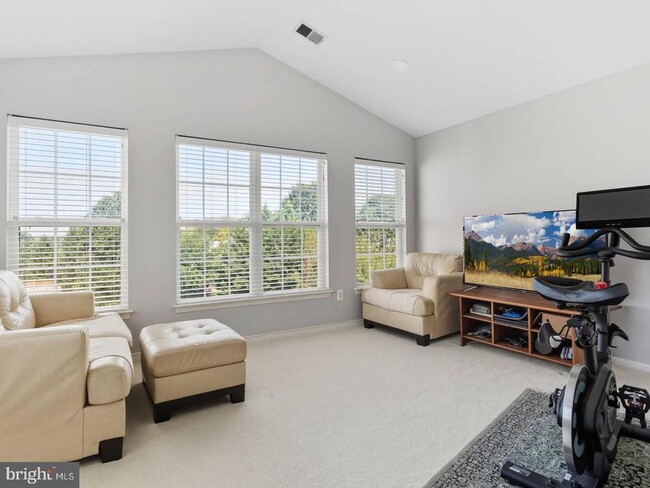 Building Photo - 14301 Autumn Crest Rd