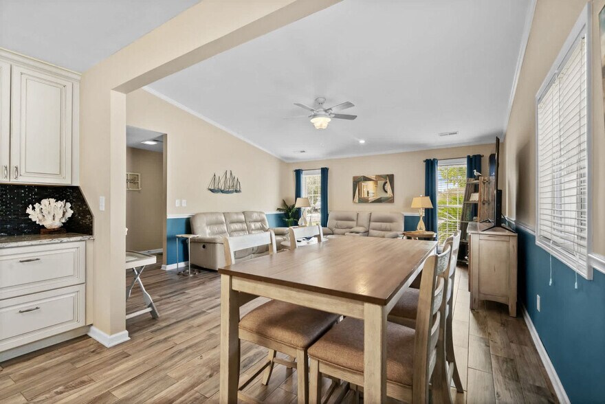 Building Photo - 30A Indian Oak Ln