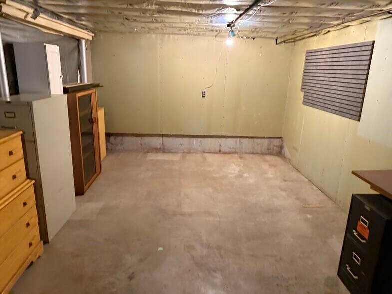 Building Photo - 139 Lincoln Hwy