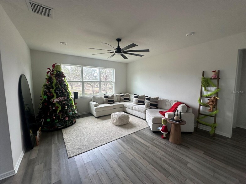 Building Photo - 36887 Highland Mdws Ct