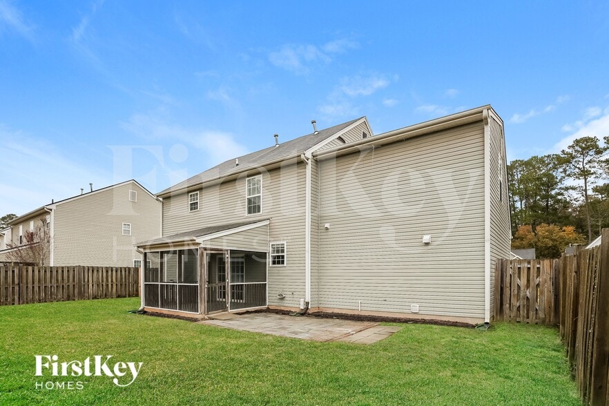 Building Photo - 3357 Middlesboro Ave