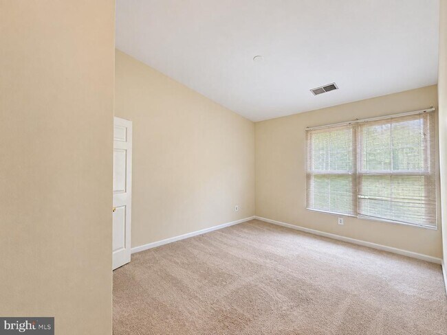 Building Photo - 6634 Frost Lake Ln